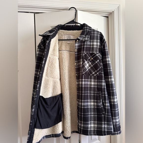 Jackets & Blazers - Plaid Sherpa Shacket, Size XXL